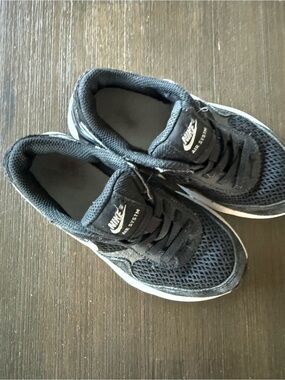 Nike Black Mesh Running Sneakers with White Midsole